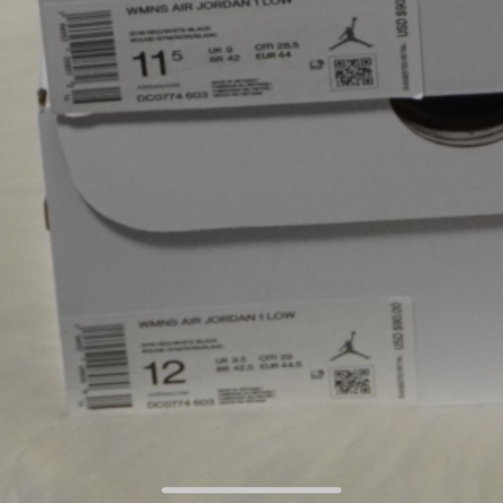 Jordan 1 Low “Chicago Flip” - Picture 8 of 8
